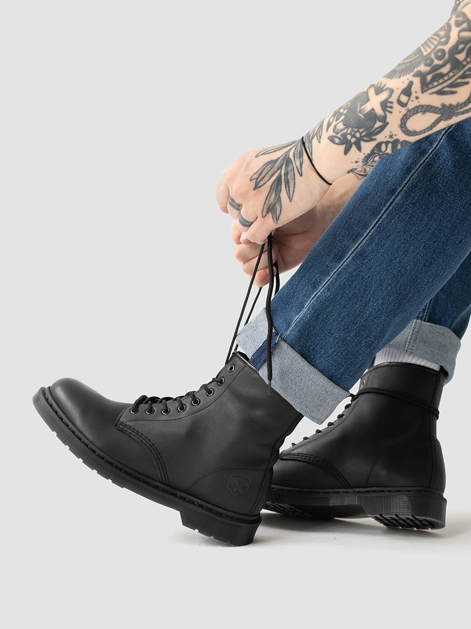 Ботинки муж. Harry Hatchet 4802 mono black