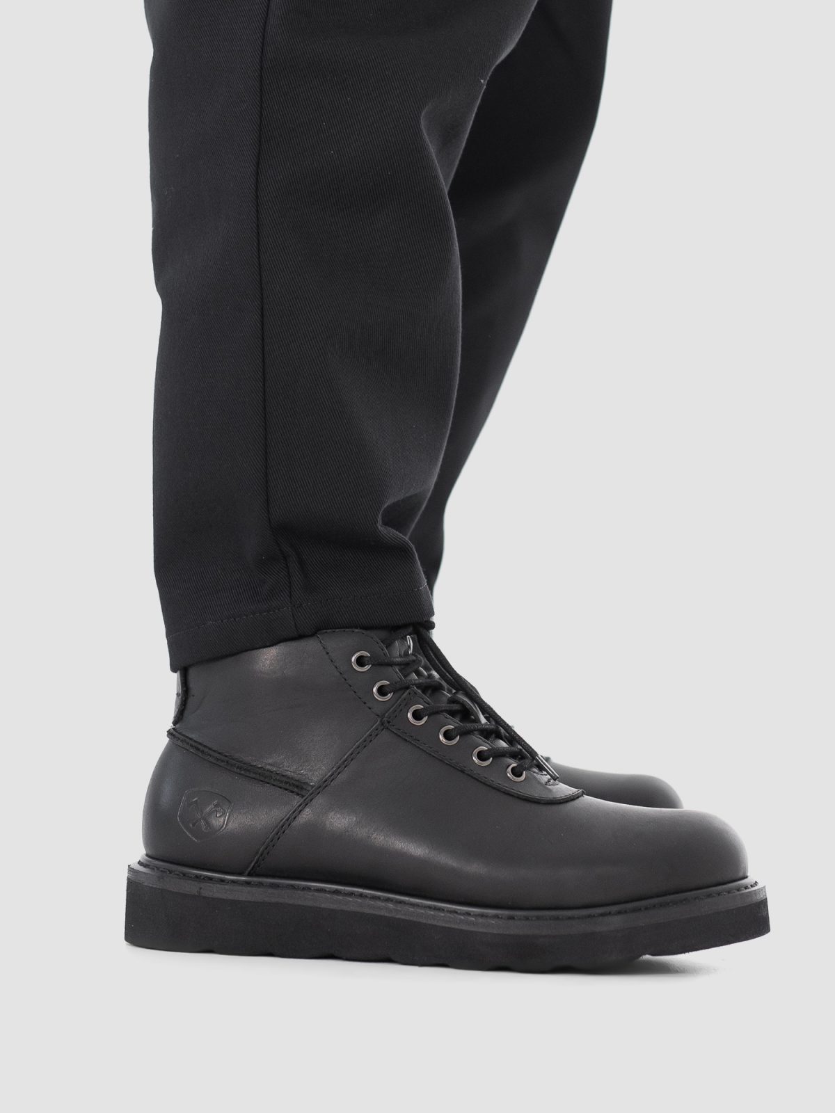 Ботинки муж. Harry Hatchet Slush mono black