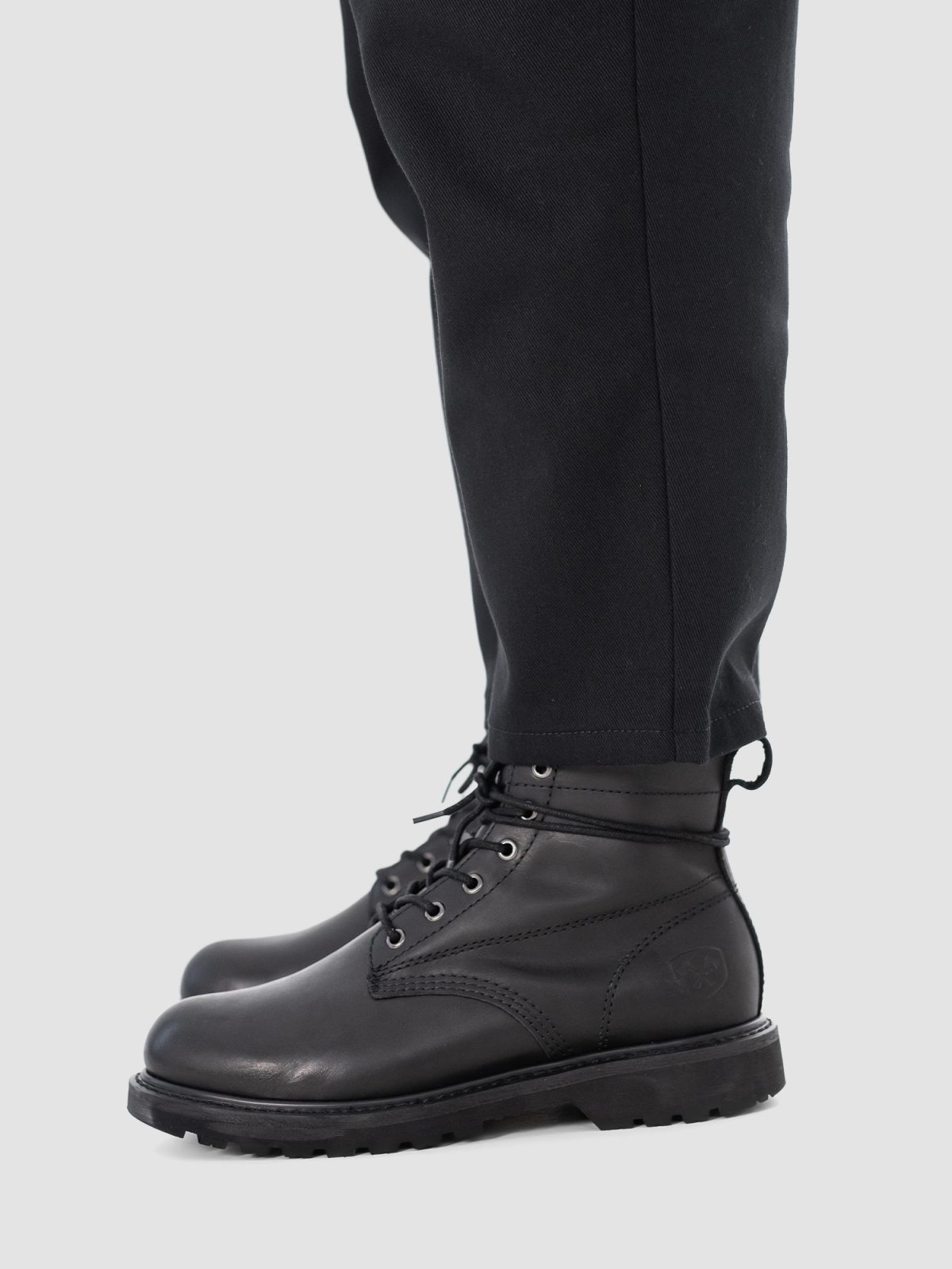 Ботинки муж. Harry Hatchet Comb mono black